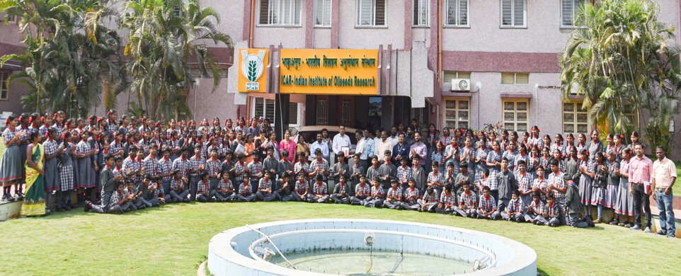 School Children educational visit to ICAR-IIOR