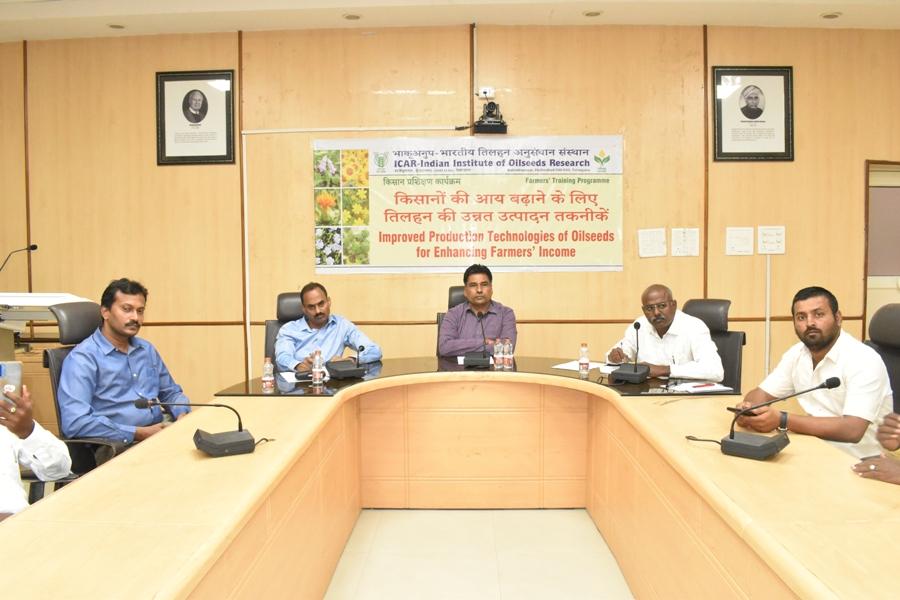 Farmers Training Programme  on Improved Production Technologies of Oilseeds for Enhancing Farmers Income