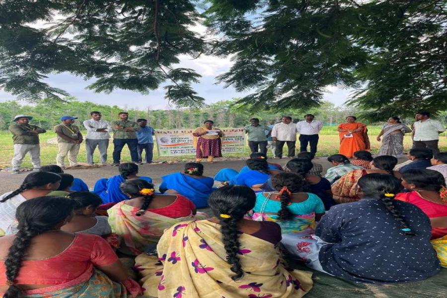Program conducted on safari mitra samman on talent show case and storytelling with Iior labourers and house keeping staff