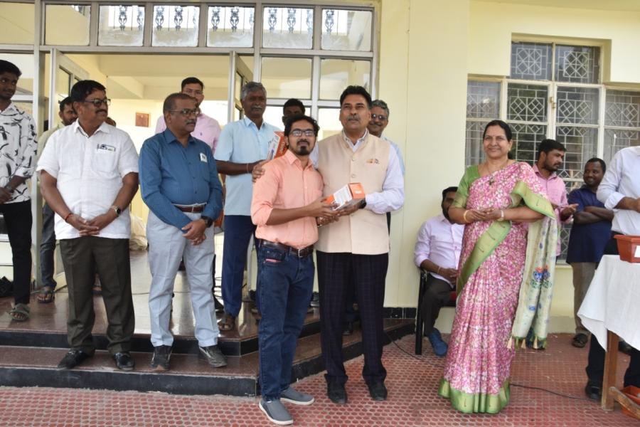 New Year (2025) Celebrations at ICAR-Indian Institute of Oilseeds Research.