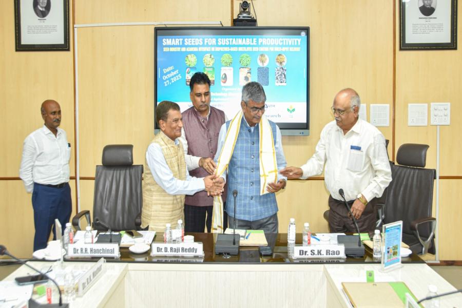 SMART SEEDS FOR SUSTAINABLE PRODUCTIVITY  SEED INDUSTRY AND ACADEMIA INTERFACE ON BIOPOLYMER-BASED MULTILAYER SEED COATING FOR MULTI-INPUT DELIVERY