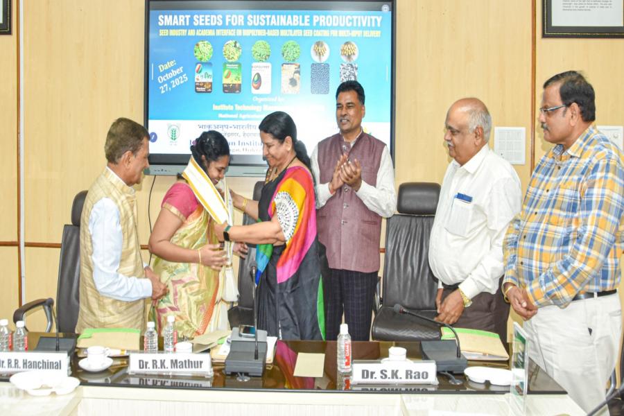 SMART SEEDS FOR SUSTAINABLE PRODUCTIVITY  SEED INDUSTRY AND ACADEMIA INTERFACE ON BIOPOLYMER-BASED MULTILAYER SEED COATING FOR MULTI-INPUT DELIVERY