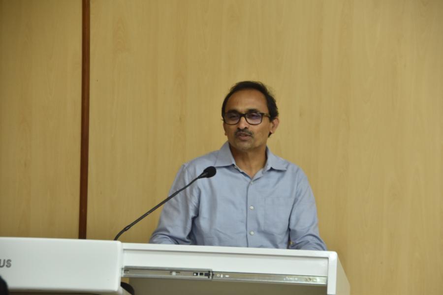 Rashtriya Ekta Diwas pledge taken, Human Chain and Walk for Unity at ICAR-IIOR