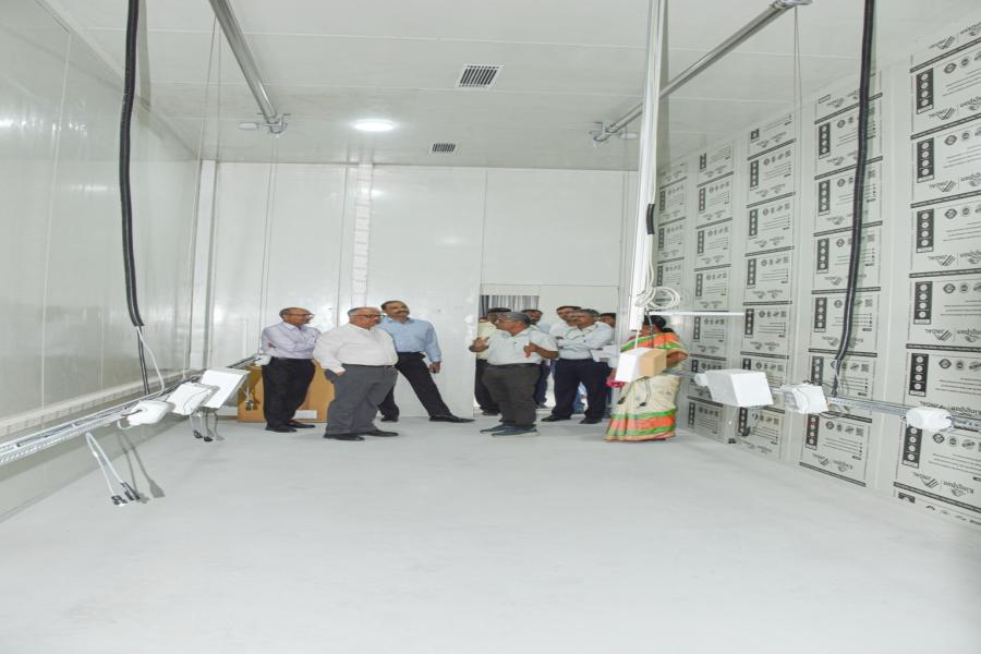 Shri. Sanjay Datta, President, ICICI Foundation & Team visit Speed Breeding Facility at ICAR-IIOR
