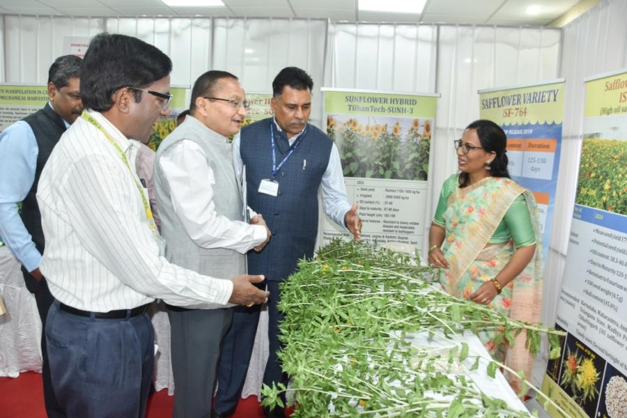 National Consultation&Industry Meet (Smart Seed Systems and Oilseed Innovations for yield Grain) 