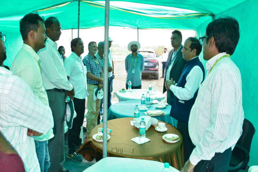 ICRISAT DG Visit to IIOR Fields at ICRISAT Farm